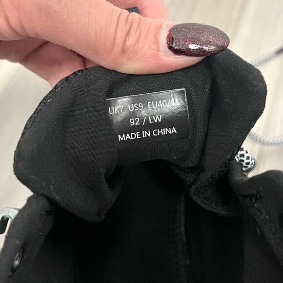 Hunter Boots Womens 9 Black Travel Explorer Lace-up Commando Water Resistant NWT - Picture 4 of 8